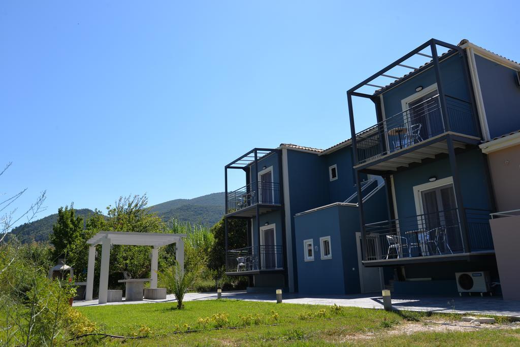 Cosmos Apartments Vasiliki  Ngoại thất bức ảnh